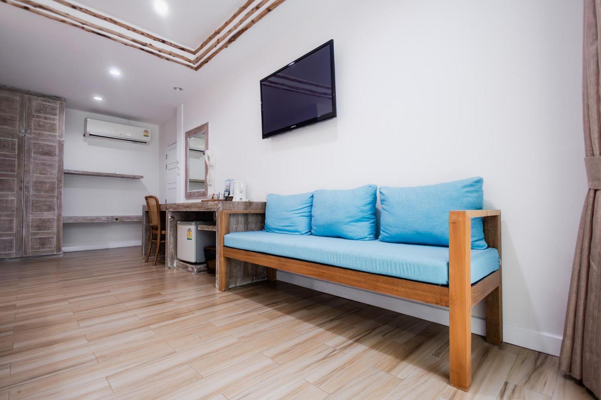 Hotel Ark Bar 3*